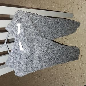 Gap kids 4t light gray ,dark gray white fleece